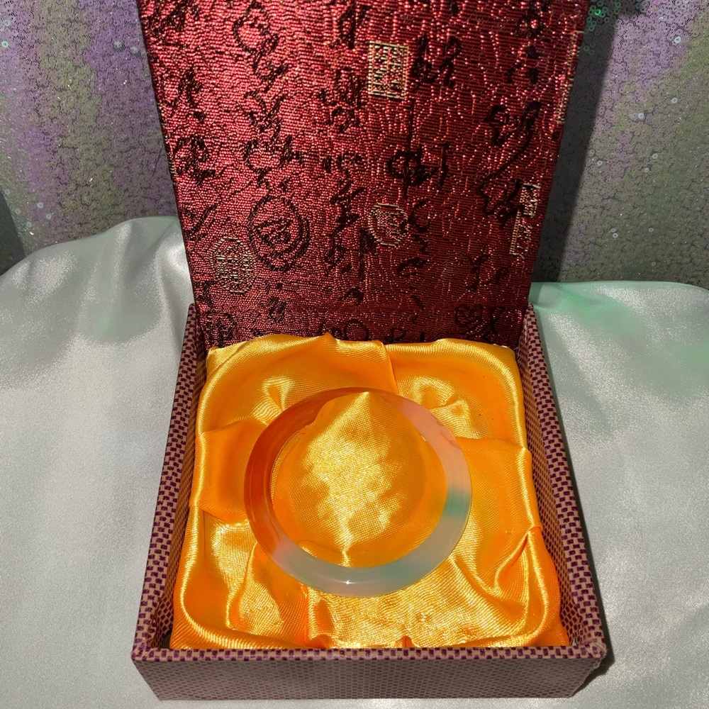 Vintage Tri-Color Jade Bracelet Size 7